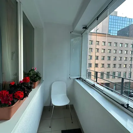 Centrum Moniuszki10 Parking 아파트 바르샤바
