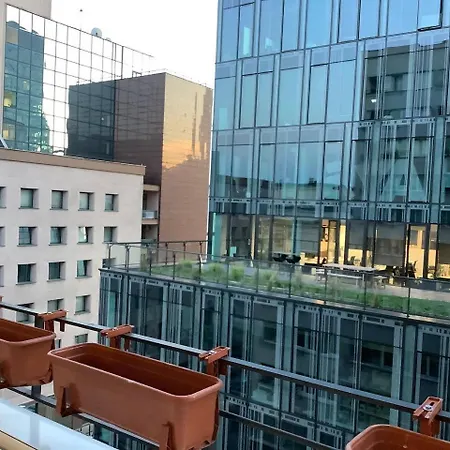 Centrum Moniuszki10 Parking * 바르샤바